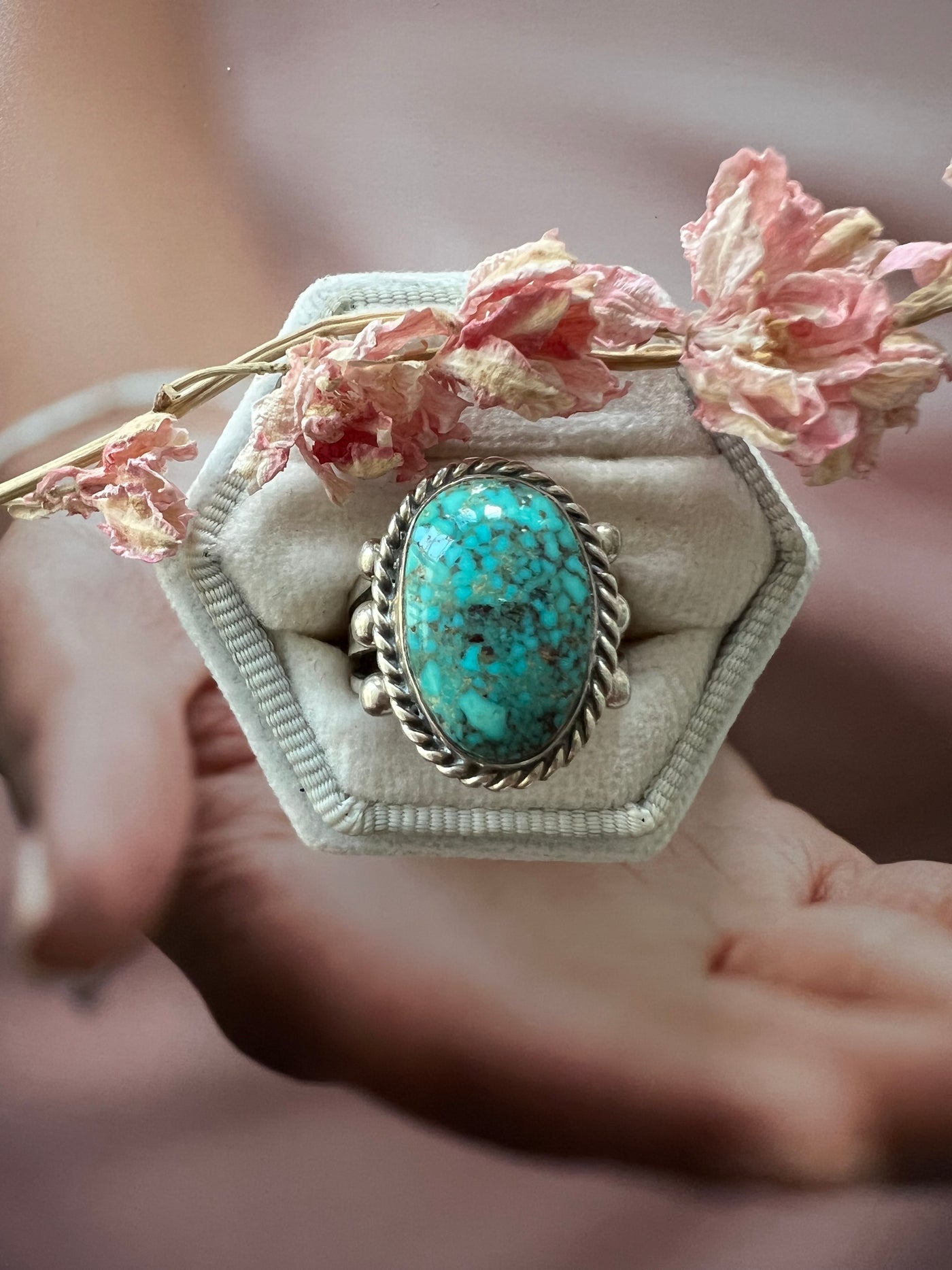 Vintage Oval Turquoise Ring