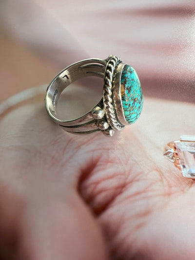 Vintage Oval Turquoise Ring