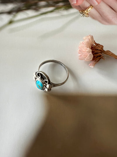 Oval Vintage Turquoise Ring