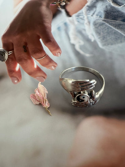 Vintage Enamel Yin Yang Ring