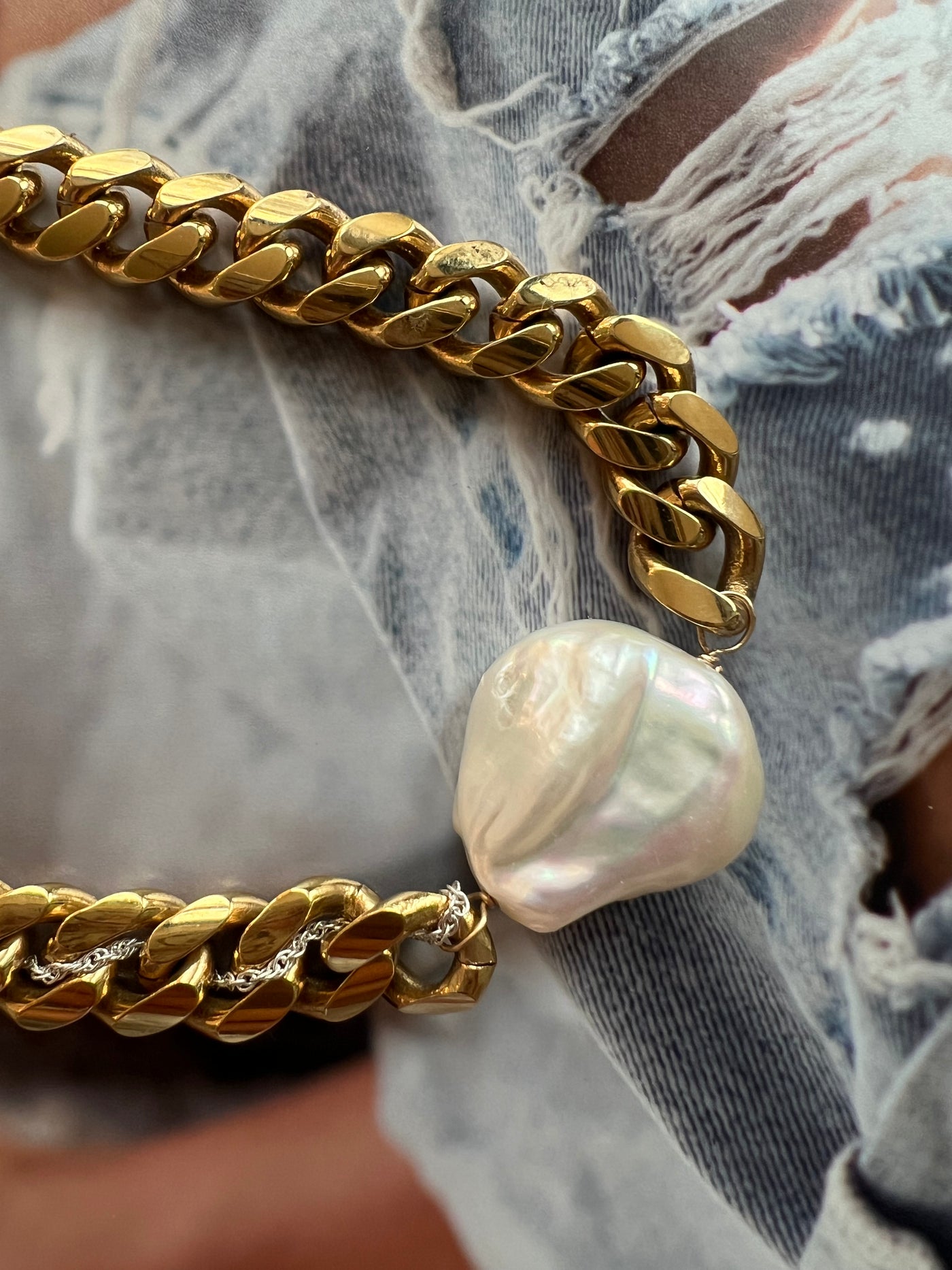 Thick Gold Chain and Pearl Choker