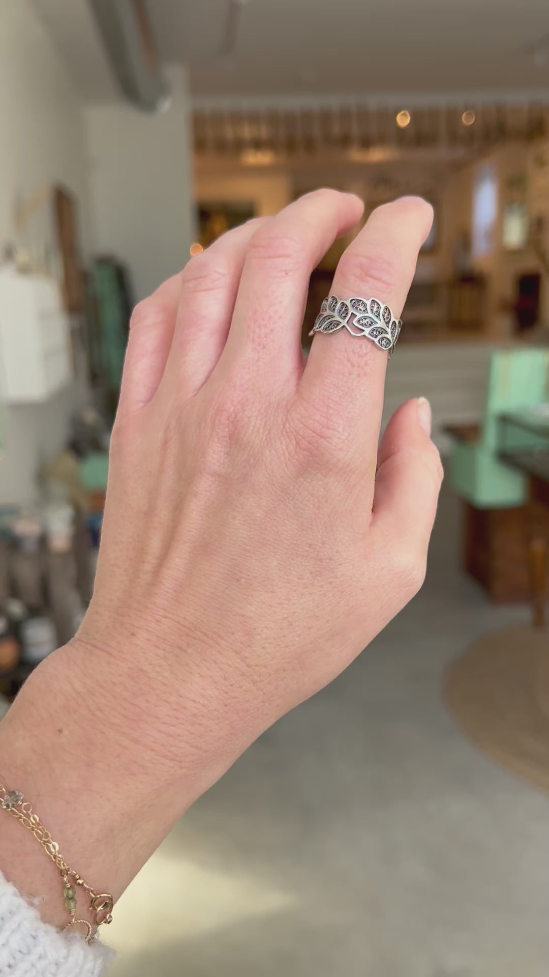 Vintage Silver Filigree Band Ring